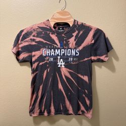 Men’s Medium MLB LA Dodgers Gray 2020 WS Bleached  Shirt