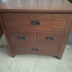 Sunset Trading 3 drawer Nightstand