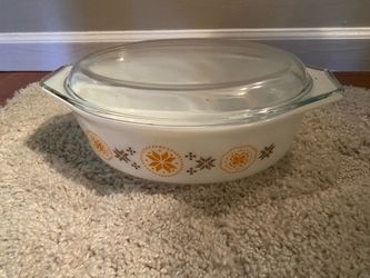 Vintage Pyrex Town & Country 045 2 1/2 Quart Oval Casserole Dish