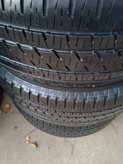 BRIDGESTONE 275 55 R20 SET COMPLETO DE LLANTAS USADAS 