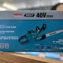 Makita Brushless 18” Chainsaw Kit