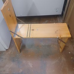 Folding Art Horse Bench Artist Painters Or As A Easel Current Retail Online 268.00  https://offerup.co/faYXKzQFnY?$deeplink_path=/redirect/