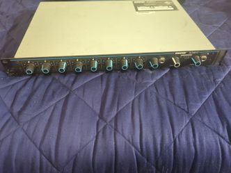 Shure Mic Mixer