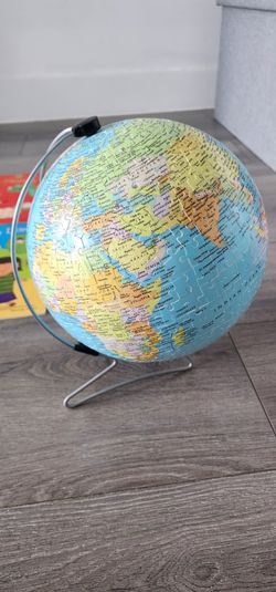 Ravensburger World Globe 3D Puzzle 540 pieces
