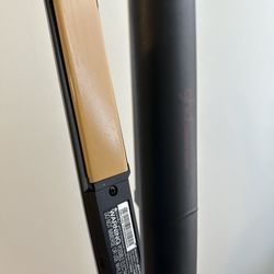 Flat Iron. Hair Straightener.  GHD Brand. Model 428.