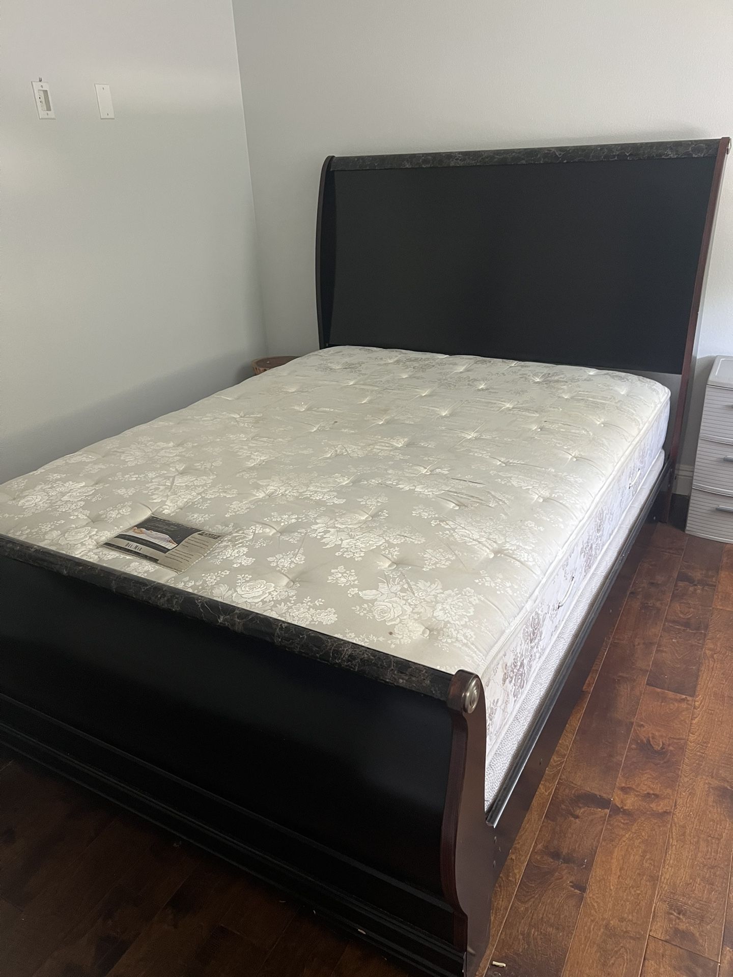 Queen Bed And Mattress