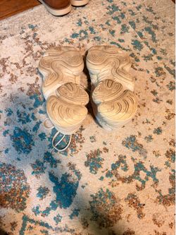 Yeezy 500 size 11 no box