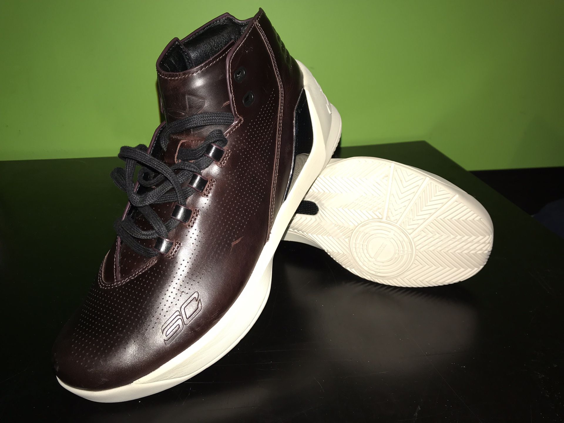 Under Armour Men's UA Curry 3 Lux Limited Edition Shoes - Sz 10.5, Oxblood Leather
