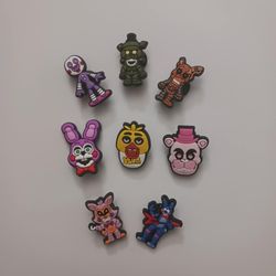 FIVE NIGHTS AT FREDDY'S CHARMS 