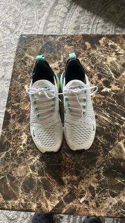 Nike Shoes Women Size Six