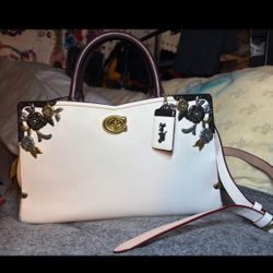 Coach Mason Caryall w/metalg Tea Rose handbag