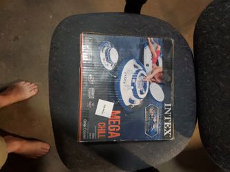 MEGA CHILL Floating Ice Cooler By INTEX.