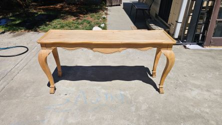 Shabby chic display table