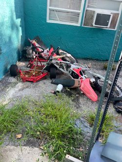 Honda Dirt Bike and Go-Kart Parts Lot Dirtbike in Scott metal