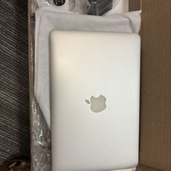 Apple MacBook Air