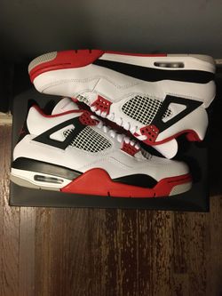 Jordan 4 Retro Fire Red(2020) - size 9.5