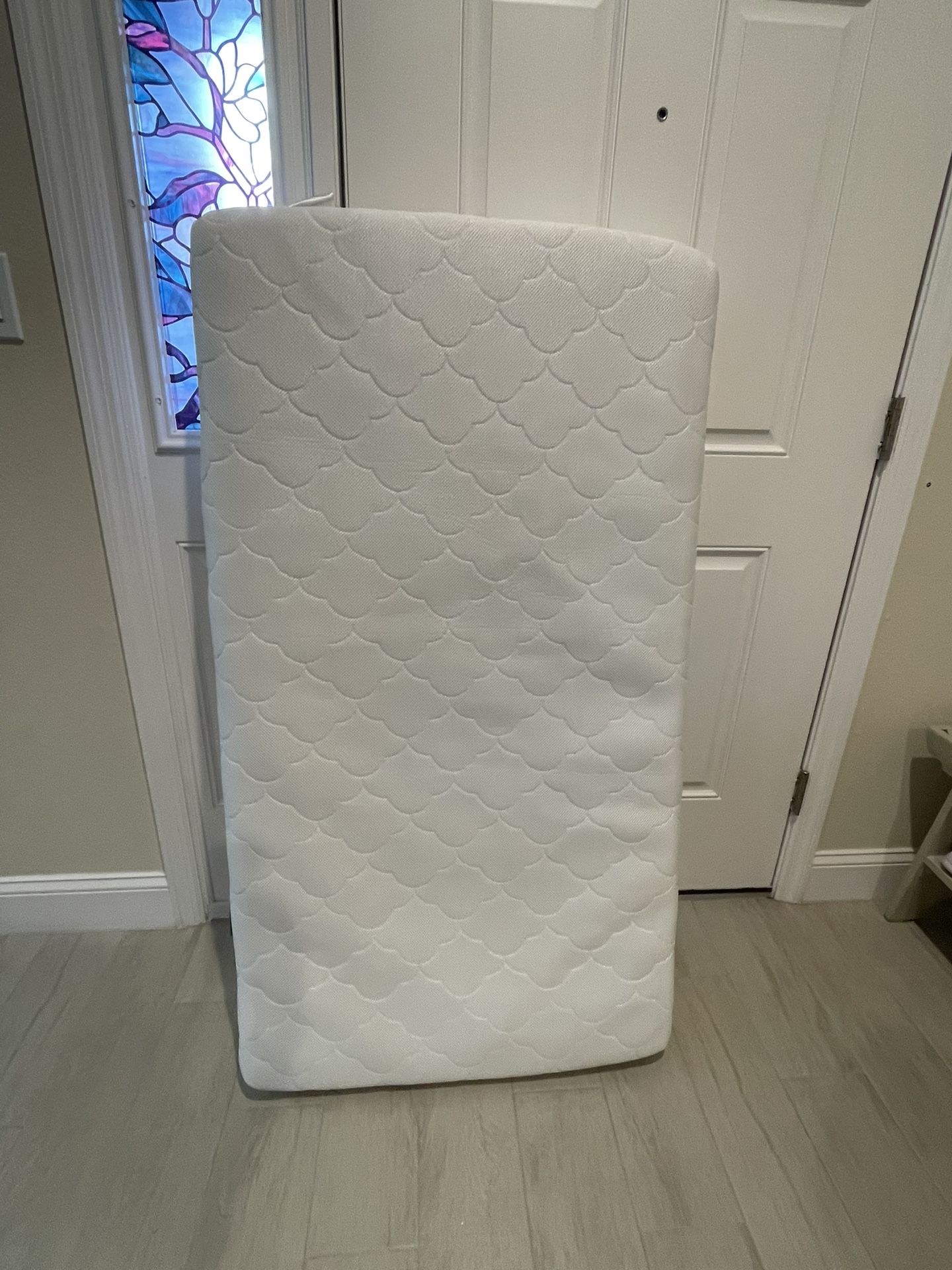 Newton Mattress & Extras
