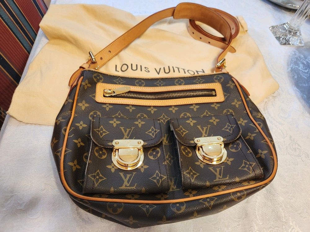 Louis Vuitton Hudson Shoulder Bag