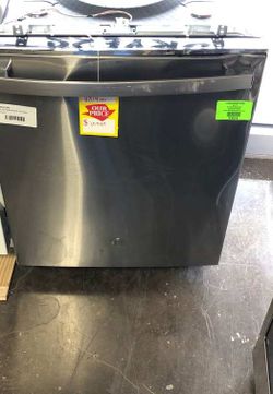 Brand New GE Dishwasher (Model:GDT645SYNFS) V2