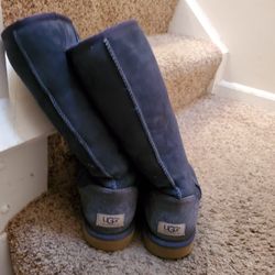 Uggs Size 10