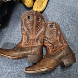Mens size 12 cowboy boots 