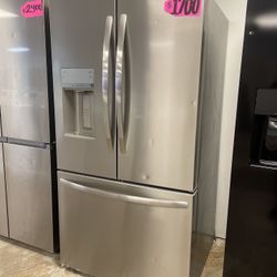 Frigidaire Refrigerator 