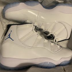 Jordan 11 Legend Blue