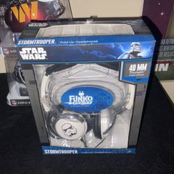 New In Box FUNKO Storm Trooper Star Wars DJ 40 MM Headphones Fold up Collectors Edition Thumpin