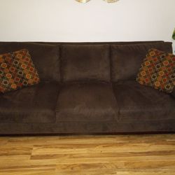 TEXTURED FABRIC SOFA 