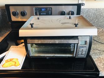 Black and decker space saver toaster over for Sale in Las Vegas