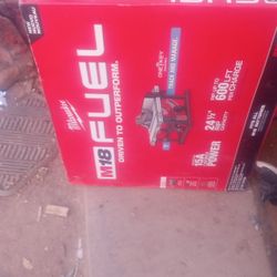 Milwaukee Table Saw