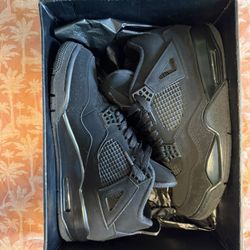 Jordan 4 Black Cat