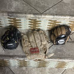 Baseball gloves