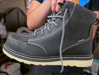 WORKING BOOTS