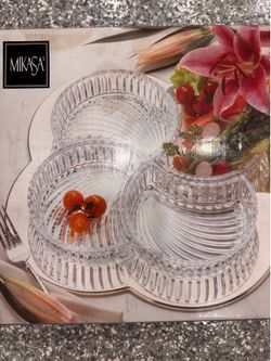 Mikasa Crystal Vision Chip And Dip 4 Part Server With Tray