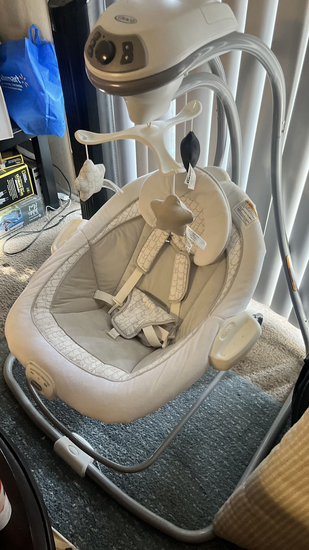 Graco infant swing and bouncer duo