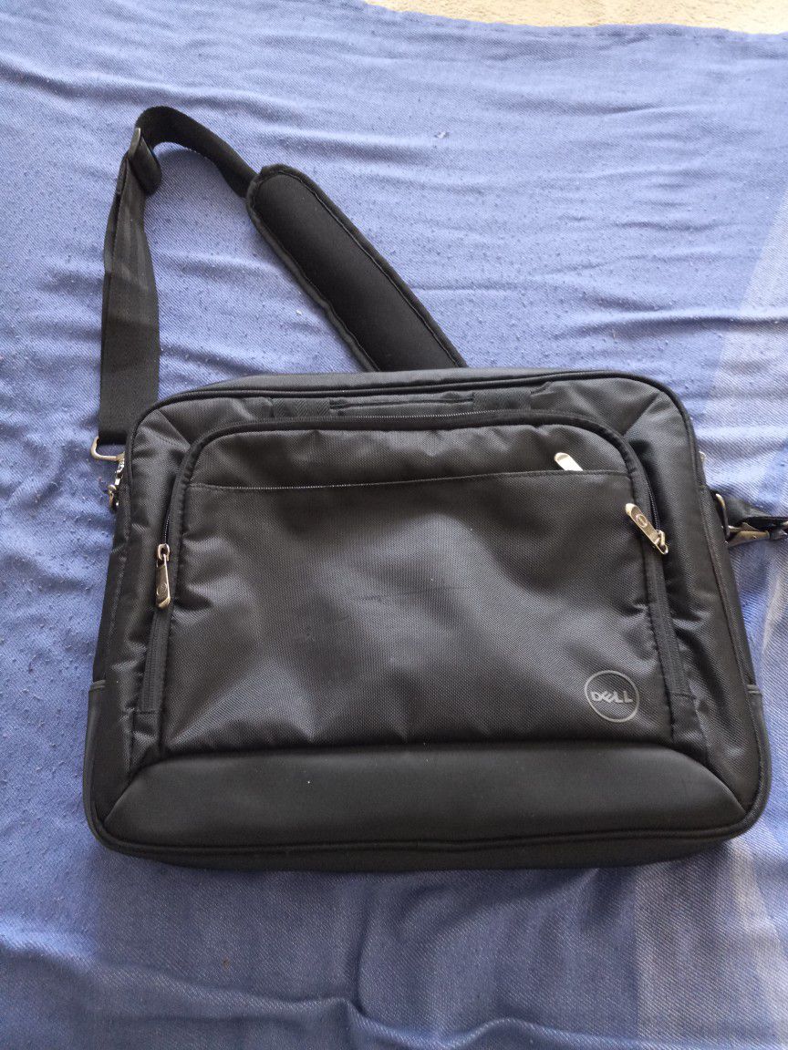 Dell Nylon Topload Notebook Laptop Carry Bag 15.6" w/Shoulder Strap Black 


