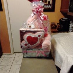 Large Valentine Women's Gift 