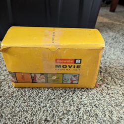 Kodak Brownie 8 F/2.7 Vintage Movie Camera With box