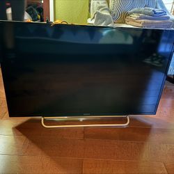 SONY TV KDL- 40W600B