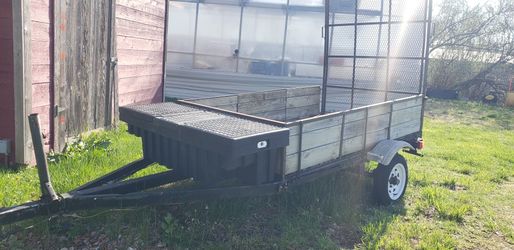 5x7' Landscape Trailer. Drive Up Gate. Nice Tow Behind Trailer W/Sides