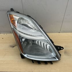 Toyota Prius Front Headlight Passemger Side Hed 2006 - 2009 Used Oem Original 