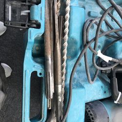 MAKITA HAMMER DRILL ROTARY 