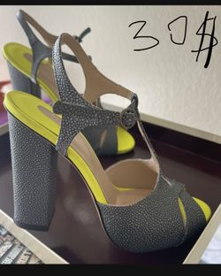 Joan&david sandals , 100% real leather size 7