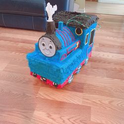 thomas the train piñata