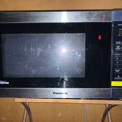 1200 Watt Microwave