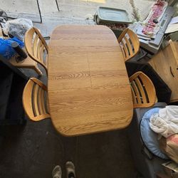 Shin Le Expanding Table Dining Set