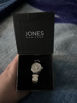 Jones Girl Watch