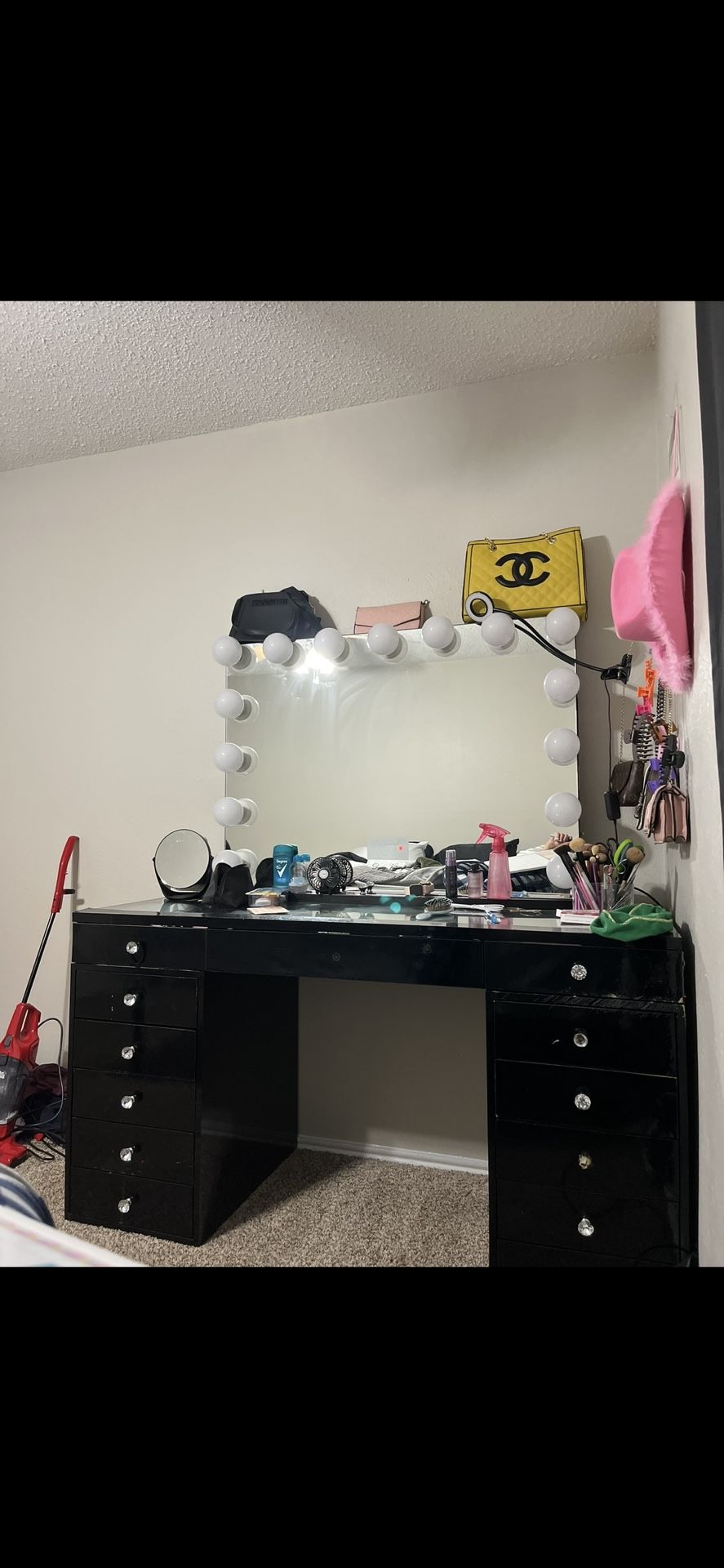 Makeup Vanity