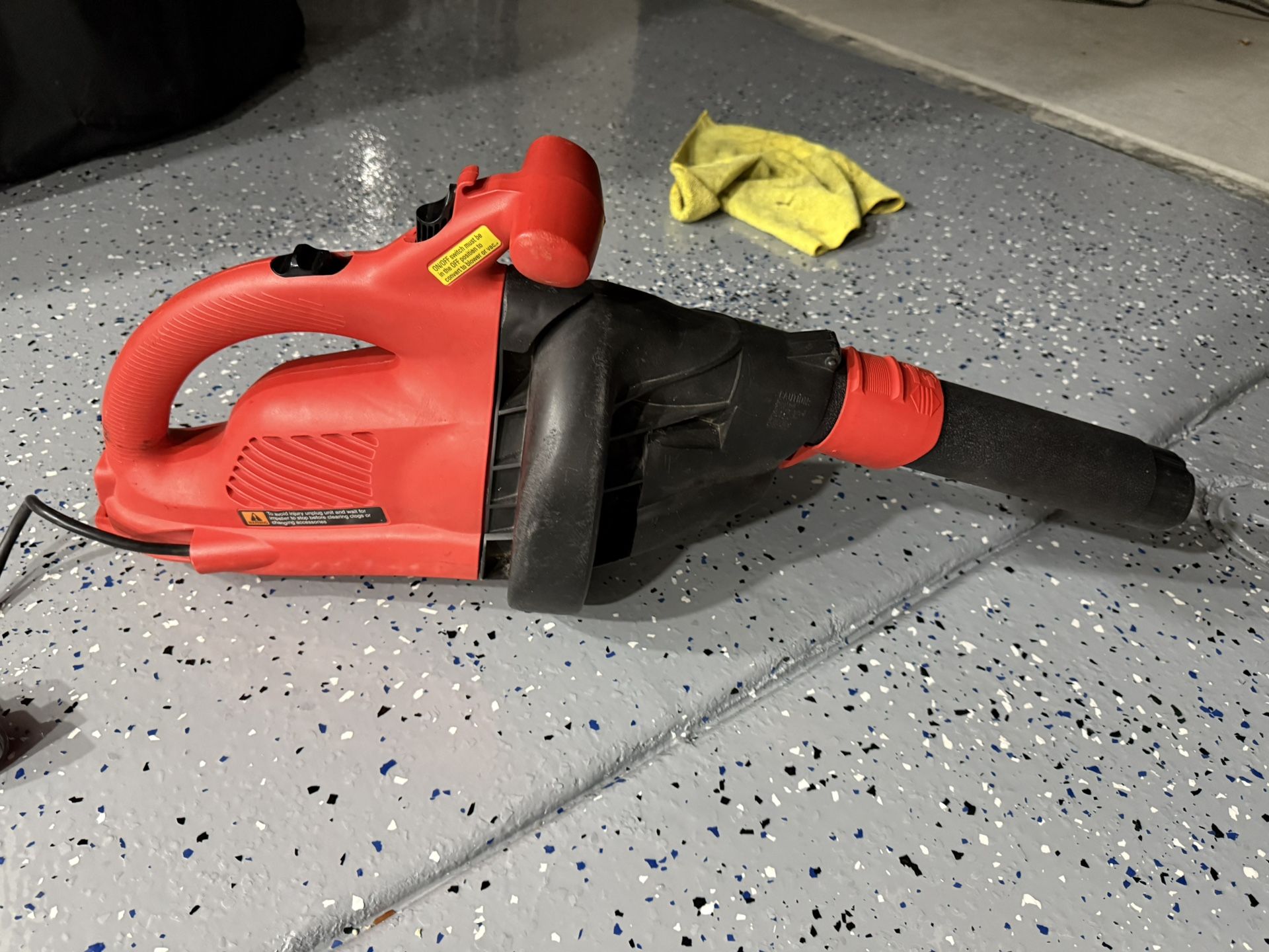 Leaf Blower